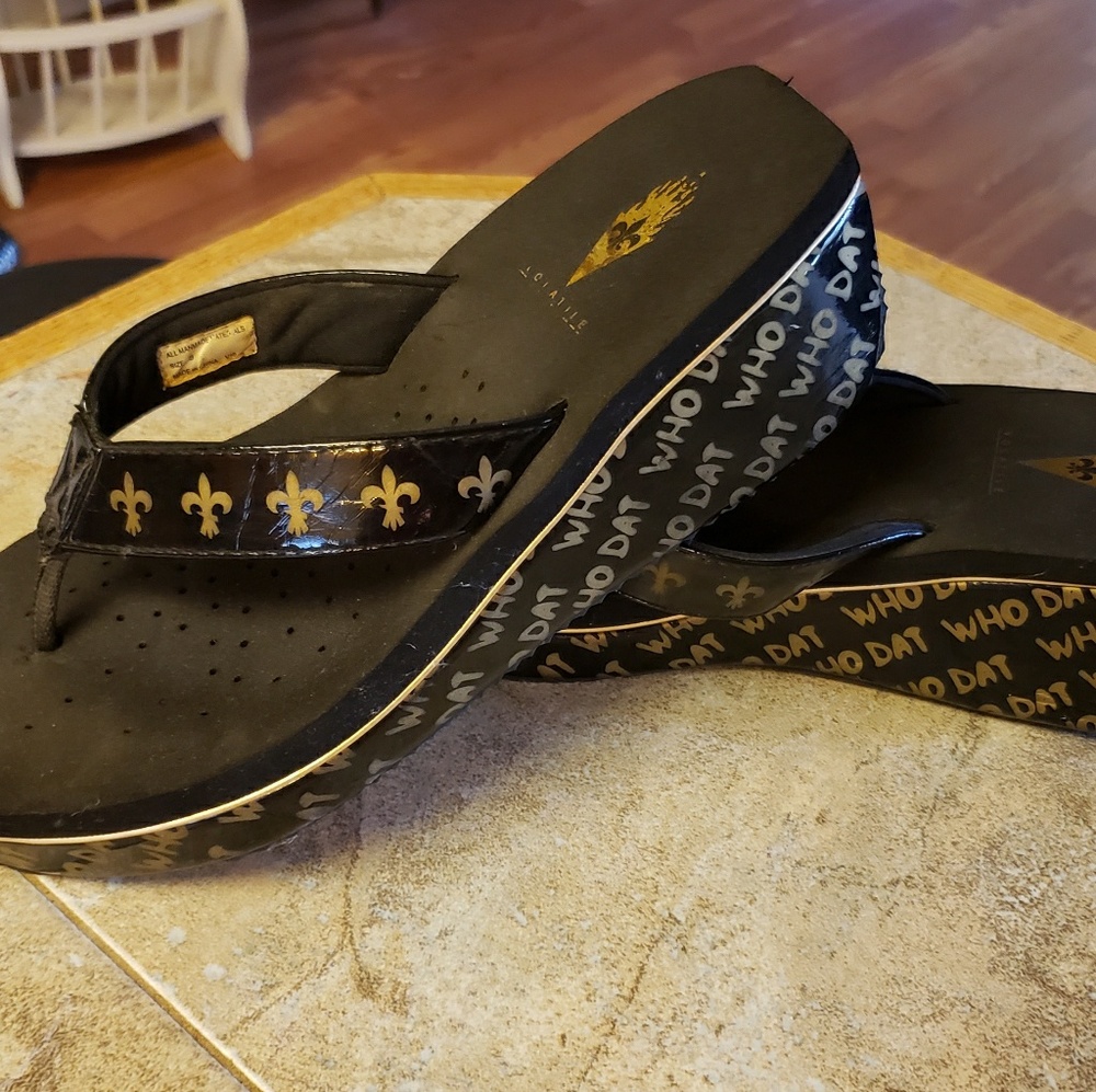 Volatile Shoes
